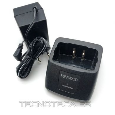 UBC-4E. Cargador para emisora Kenwood