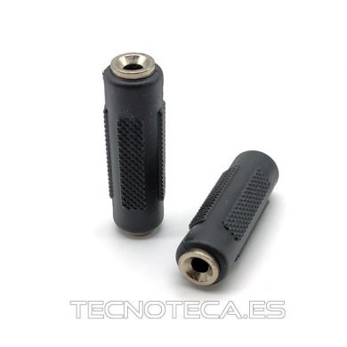 13.142/ST. Adaptador JACK 3,5 hembra estereo a JACK 3,5 h.