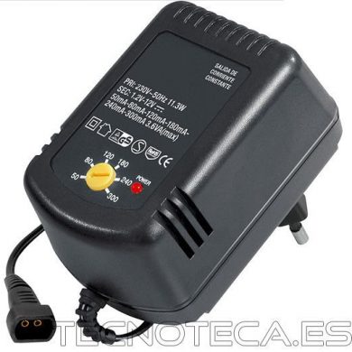 CAR017. Cargador de pilas NI-CD, NI-MH