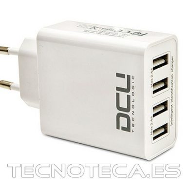 37300500. Cargador 230VAC cuatro USB 4,8A