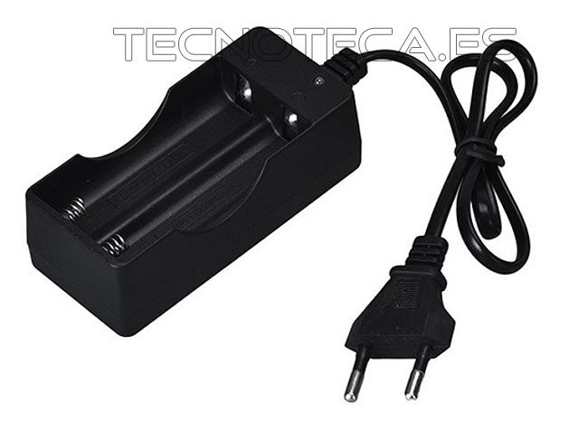 Cargador bateria LI-ON para 2x18650 8,4V 2S