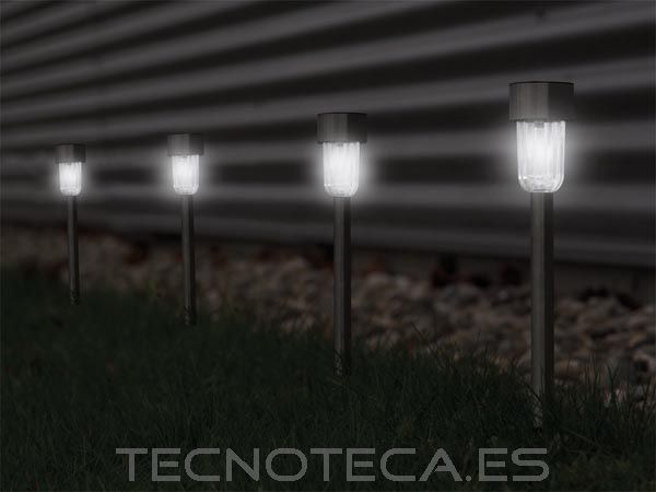 CSOL19. Lampara solar 8 unidades con baterias - Imagen 3