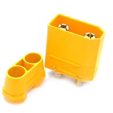 XT90. Conector macho con capuchón