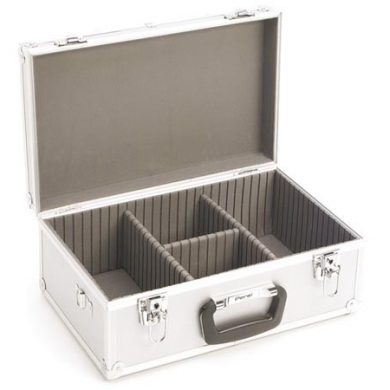 1823-424. CAJA PARA 60 CDs 424 x 265 x 173mm